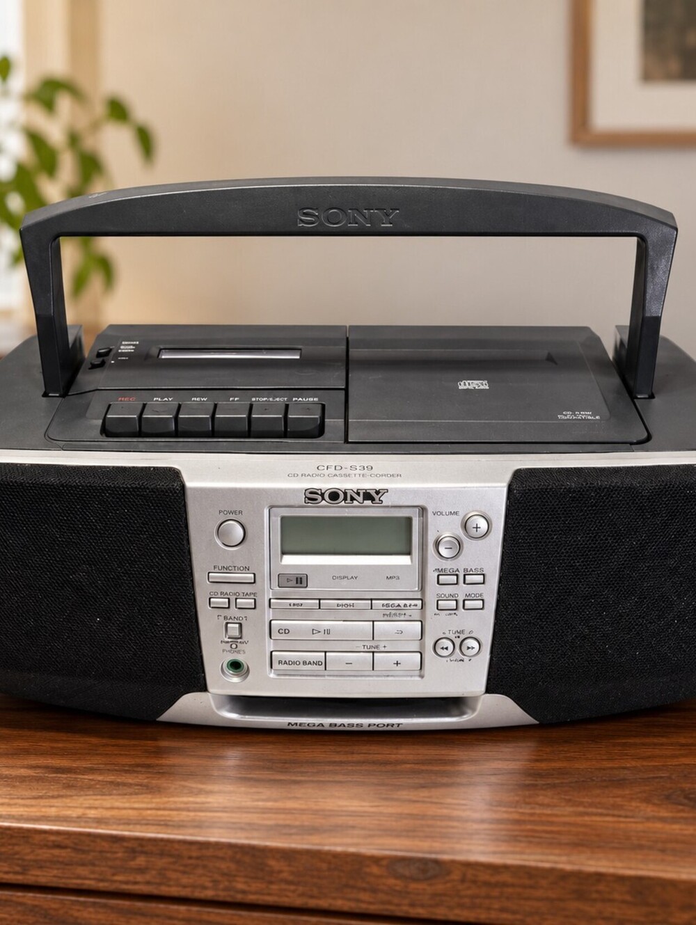 Sony CFD-S39 Mega Bass CD Radio Cassette Boombox Tested Mint Video Works Great